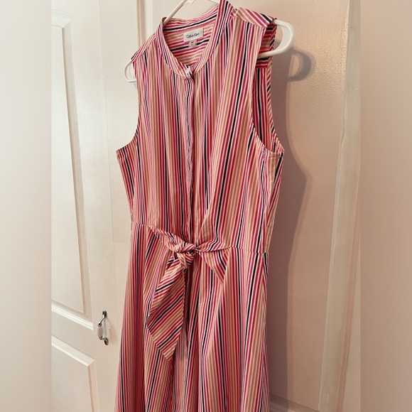 Calvin Klein tie front maxi dress. Size 10. pink with stripes. Sleeveless. - Picture 2 of 7